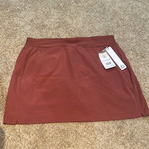 RBX ACTIVE MAROON TENNIS SKIRT NWT